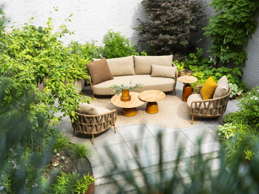 4 Seasons Outdoor June salontafel caramel met teak tafelblad 60 cm Ø (H 40)
