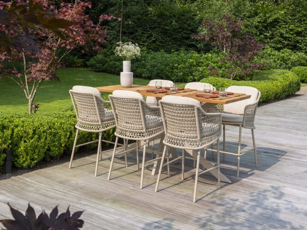 4 Seasons Outdoor Dining set 6x Tramonti barstoel latte 1x Prado bartafel hoog Latte