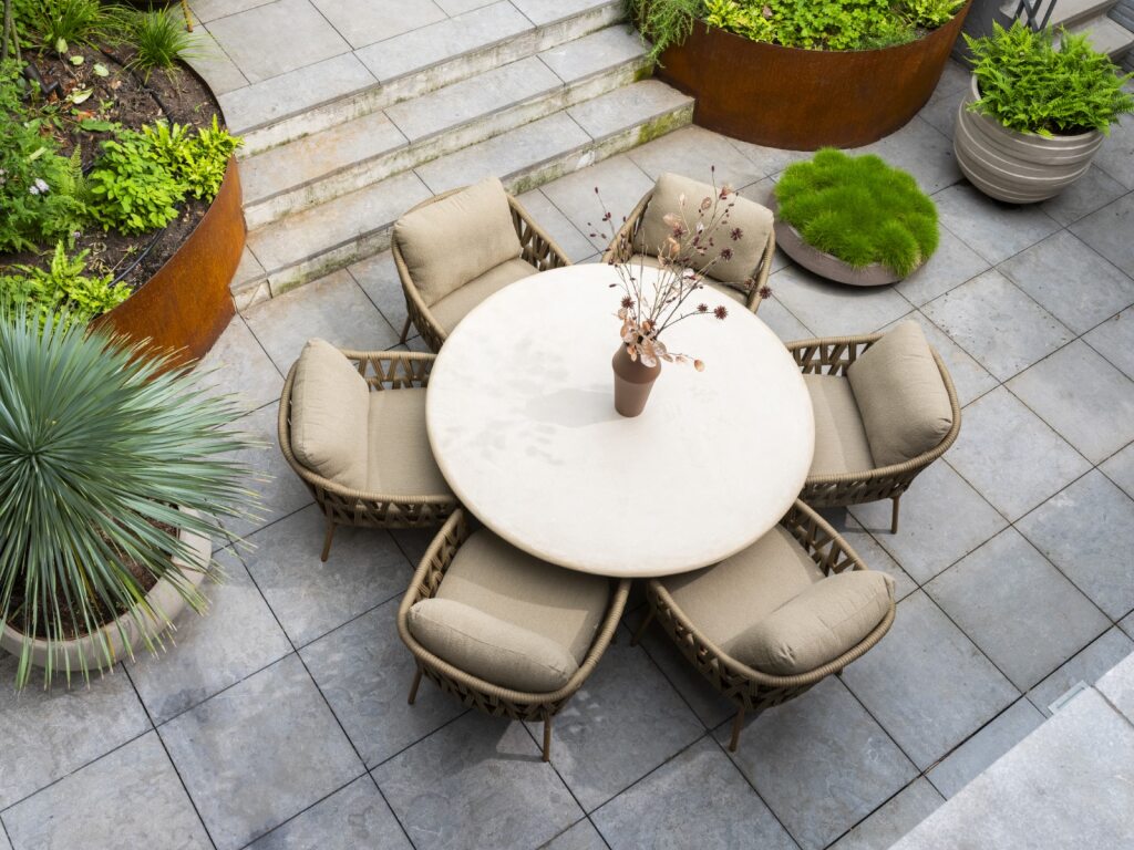 4 Seasons Outdoor Biarritz low dining stoel incl. 2 kussens
