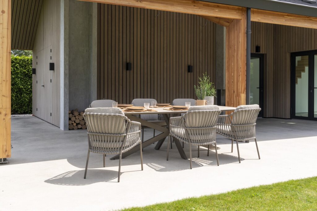 4 Seasons Outdoor Capalbio dining stoel incl. 2 kussens