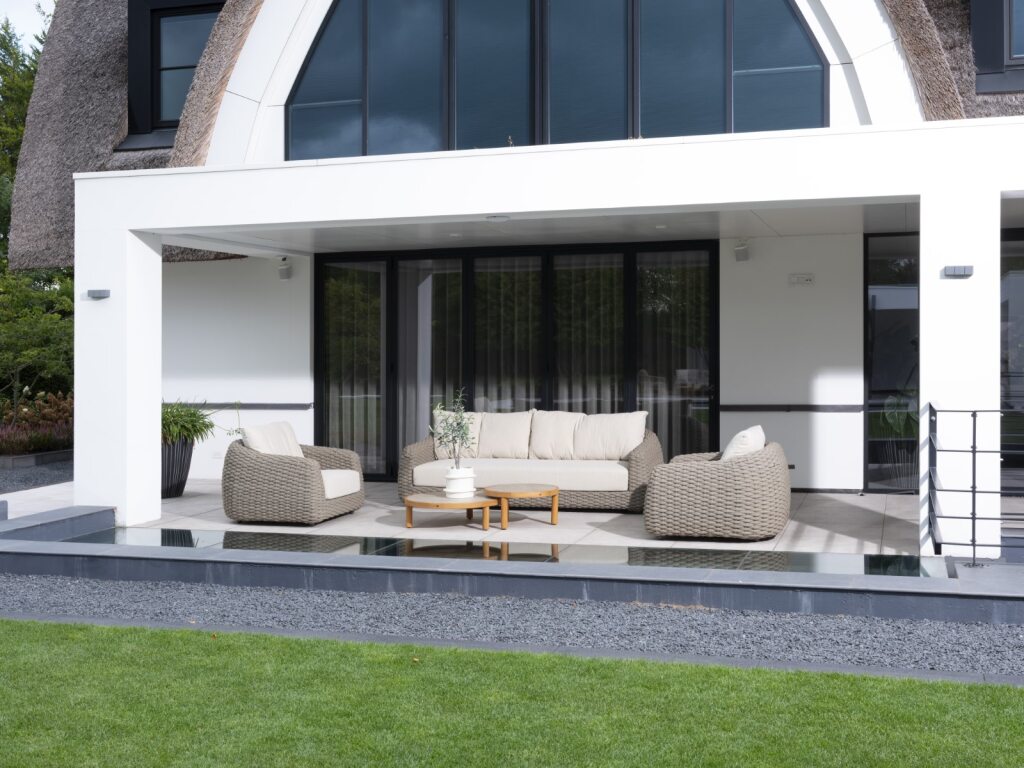 4 Seasons Outdoor Maxime 4-delige lounge set 1x 3-zitsloungebank 2x lounge stoel Terre