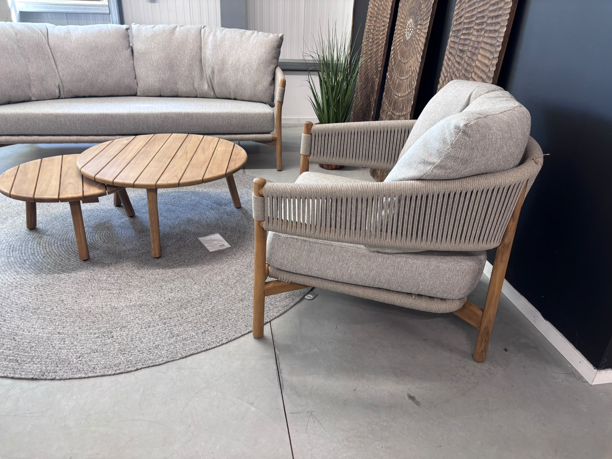 Bizzotto Garita Lounge Set Bank + 2 Stoelen + set van 2 Coffee Tafels