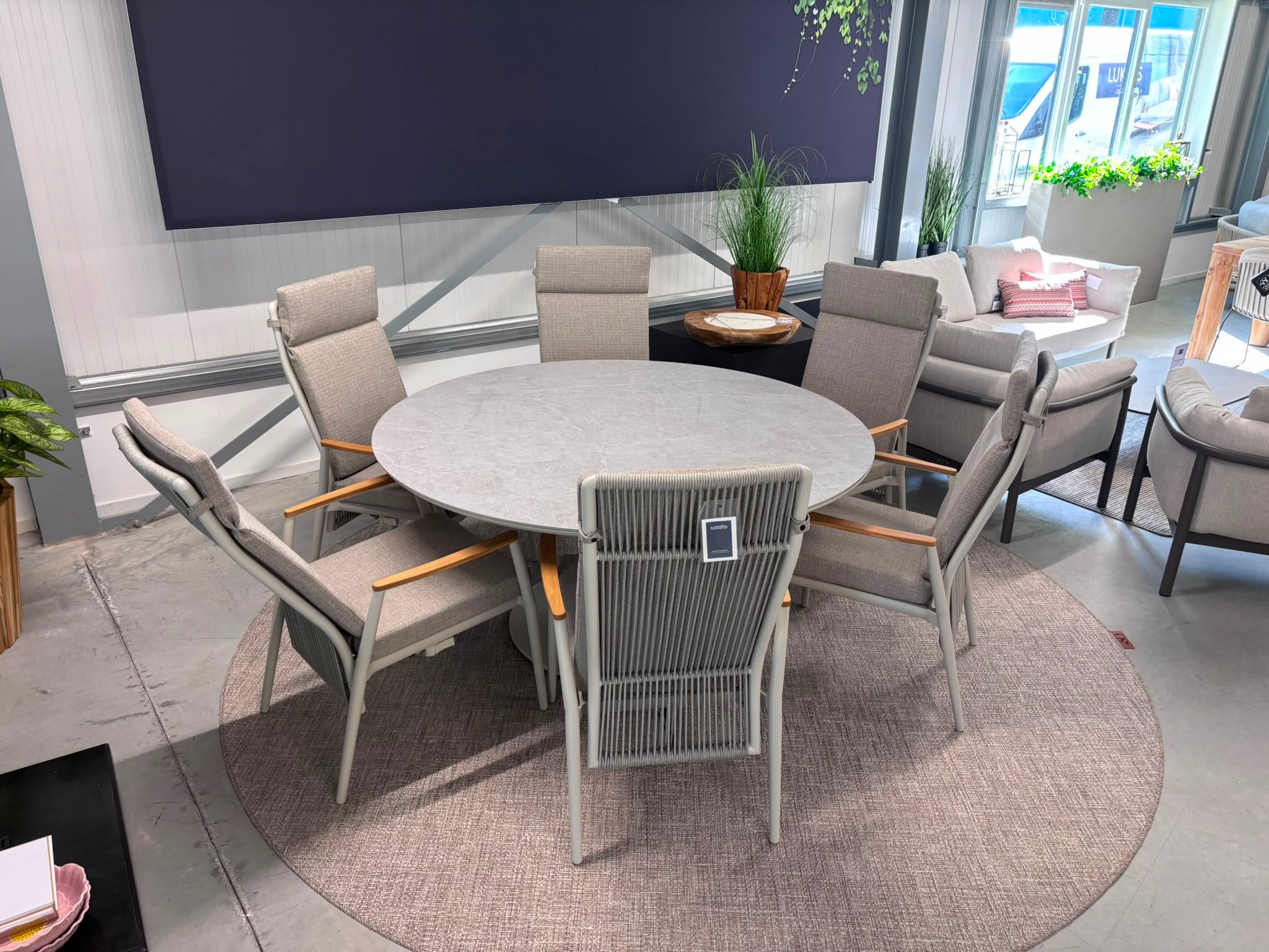 Bizzotto Arnold Dining Tafel R120cm + 4 Flobert Verstelbare Dining Stoel Antraciet