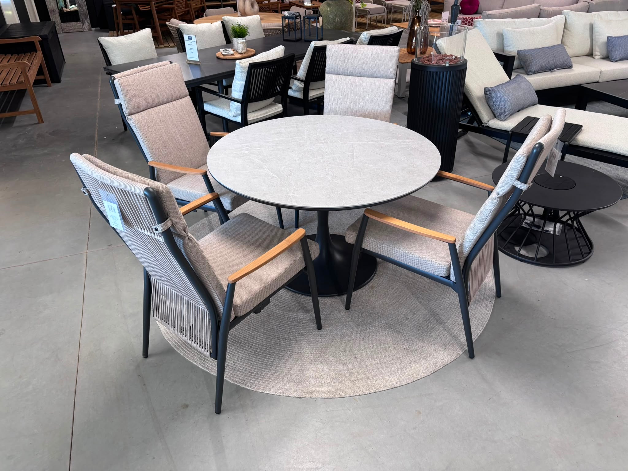 Bizzotto Arnold dining tafel 158cm + 6 Flobert verstelbare dining stoel Pelican