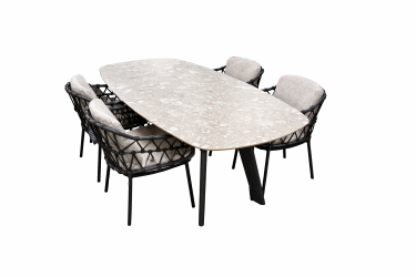 Lukkes Outdoor Dining set 4x Calpi diningstoel antraciet 1x Montana dining tafel antraciet