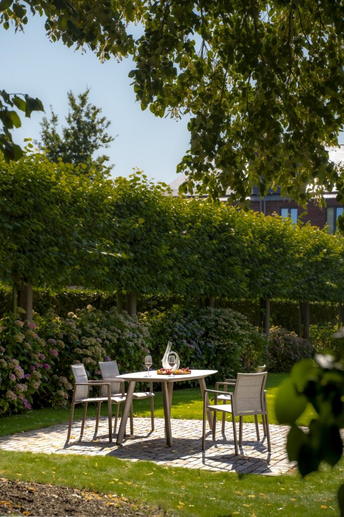 Taste 4SO Cortina stapelbare stoel terre
