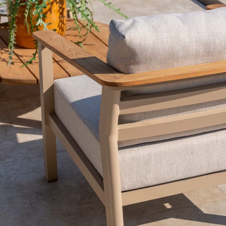 Taste 4SO Olivia Hoekbank Latte